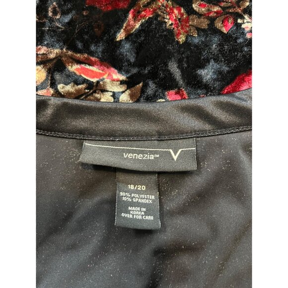 Venezia Womens Floral Velour Top Sz 18/20 V-Neck Black Red Stretchy Long Sleeve - Picture 6 of 7